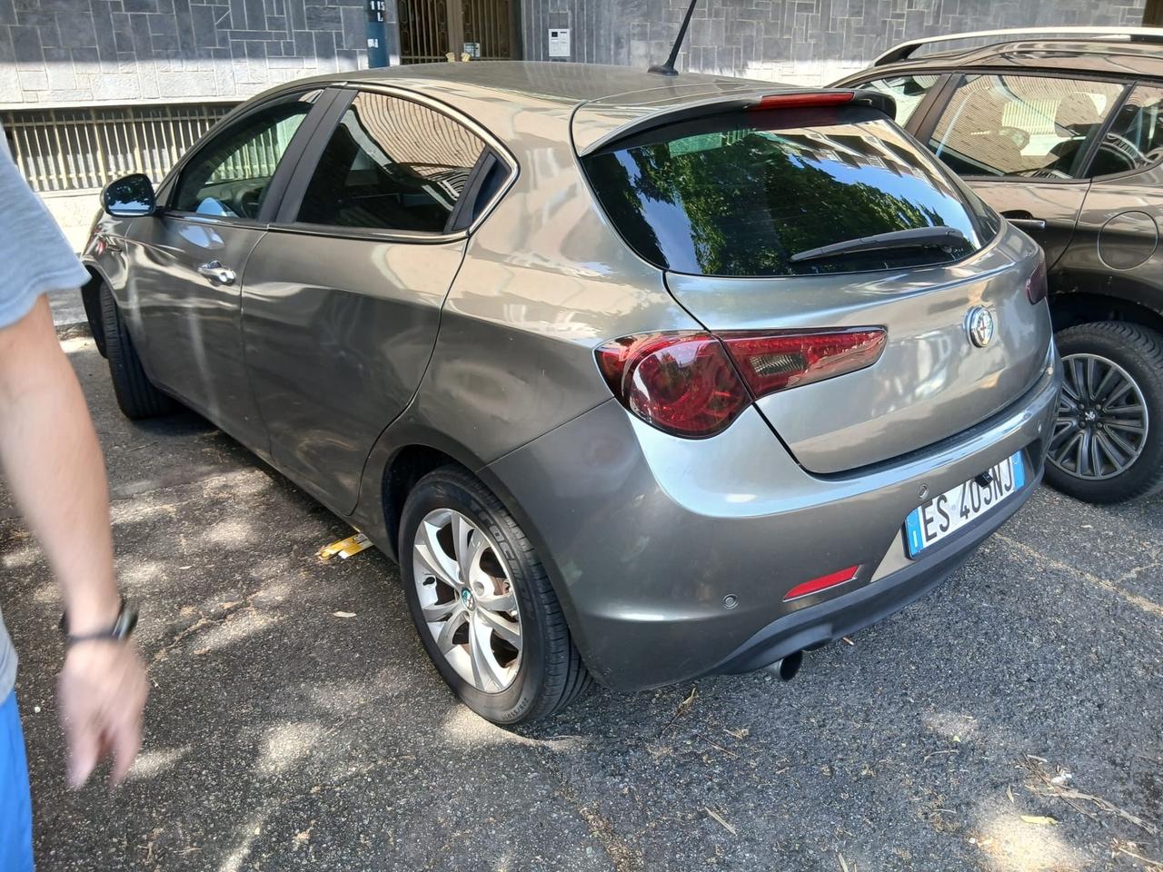 Alfa Romeo Giulietta 1.6 MTJ 105CV FULL BELLA UFF NORD ITALIA