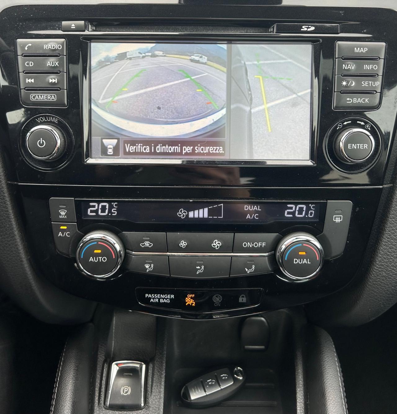 Nissan Qashqai 1.5 dCi Tekna FULL OPTIONAL