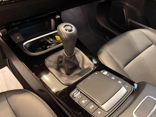MERCEDES-BENZ B 180 d Assist Radio Park Assist Clima