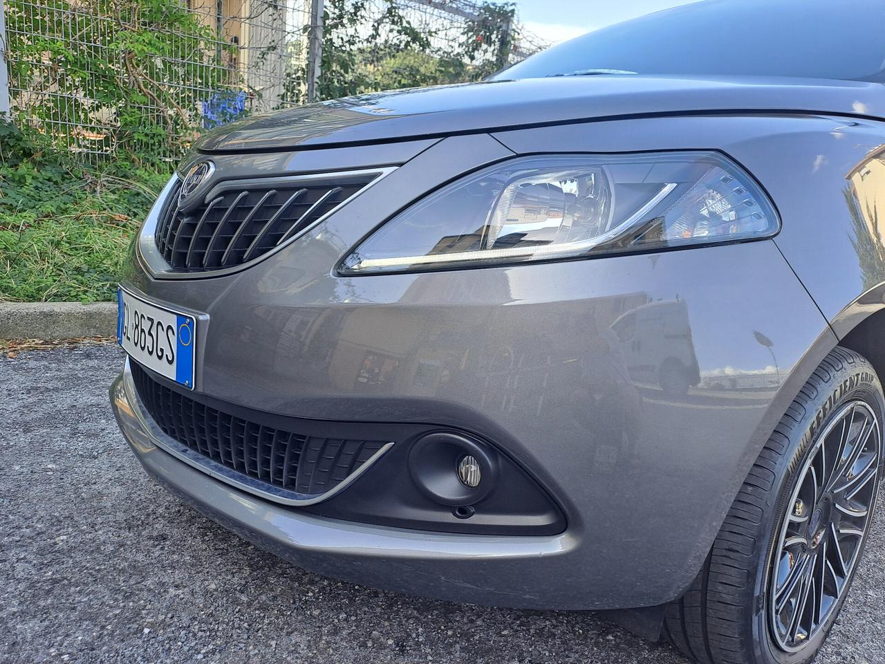 Lancia Ypsilon 1.0 FireFly 5 porte S&S Hybrid Ecochic Gold