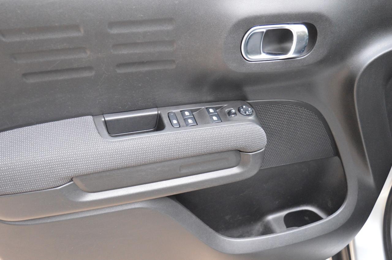 Citroen C3 Aircross BlueHDi 100 Shine