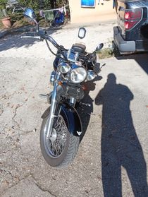 Honda VT 750 Shadow pronta a viaggiare