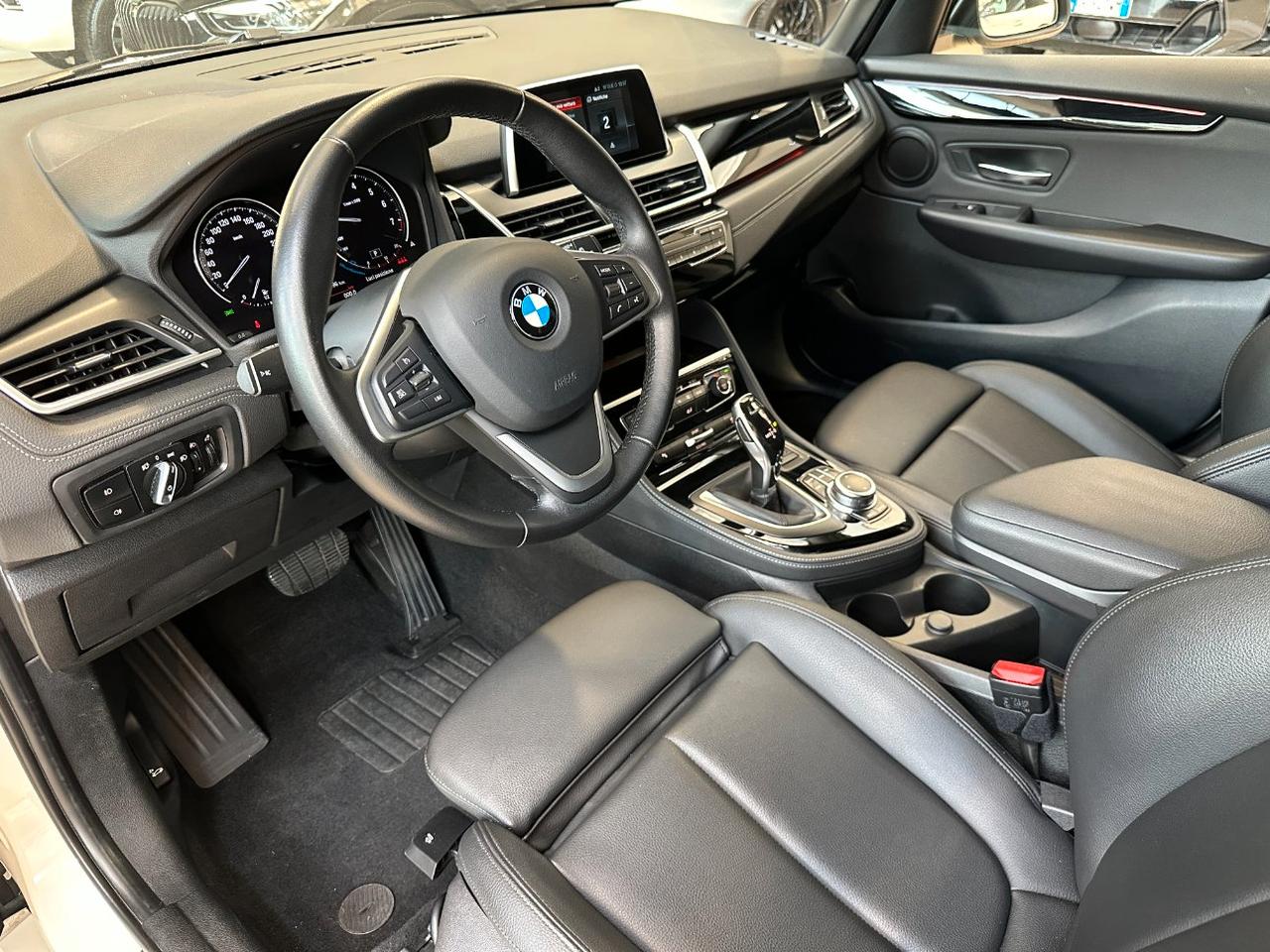 BMW 218 i Active Tourer Sport 140cv auto