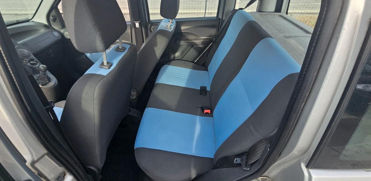 FIAT PANDA 1.2 NATURAL POWER GUIDABILE DA NEOPATENTATI