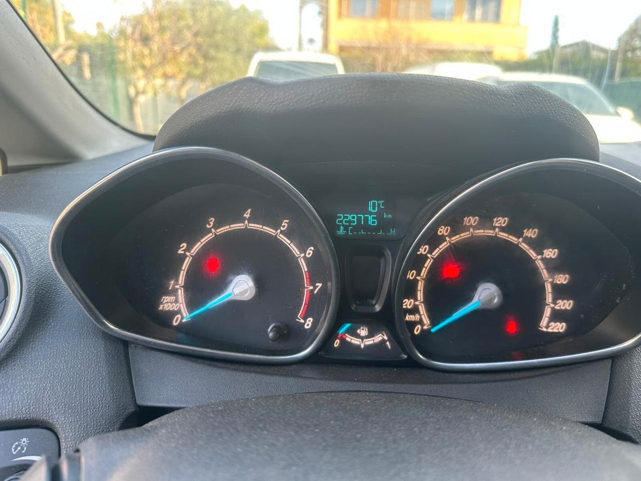 Ford Fiesta 1.4 3 porte Bz.- GPL FORD FIESTA 1.4 GPL – BLACK & WHITE EDITION