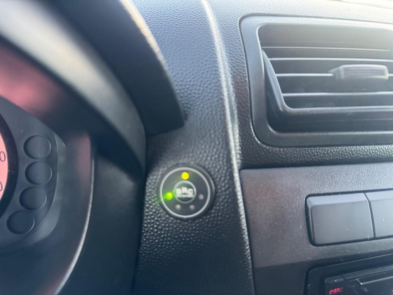 Kia Picanto 1.0 12V Life Bi-Fuel