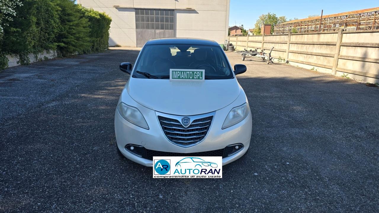 Lancia Ypsilon 1.2 69 CV 5 porte GPL Ecochic Platinum