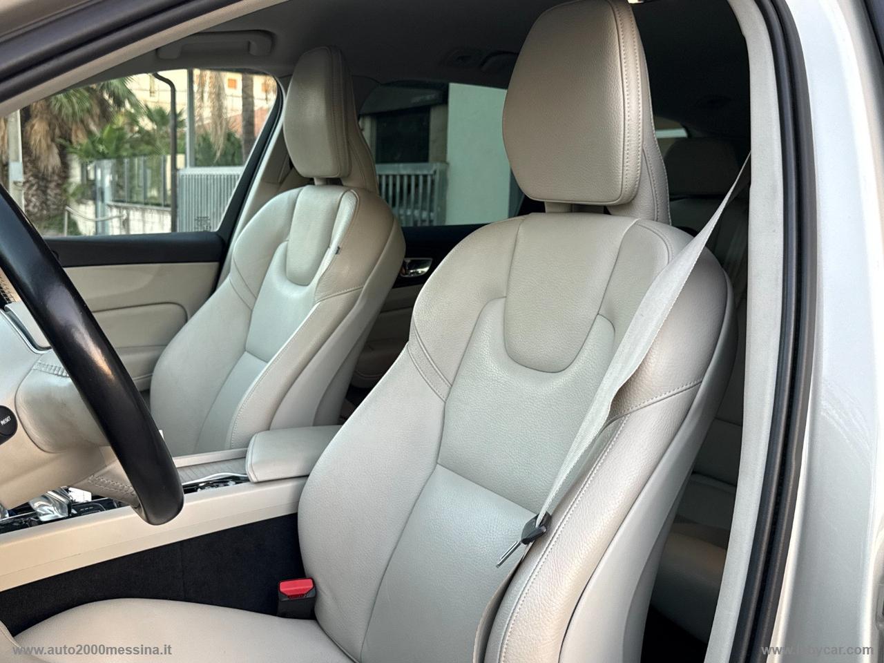 VOLVO XC60 B4 AWD GEARTRONIC INSCRIPTION