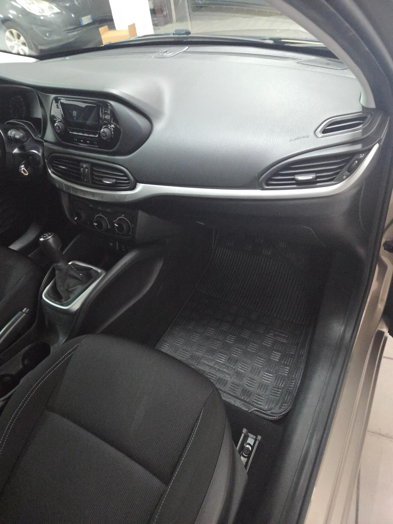 Fiat Tipo 1.6 Mjt S&S 5 porte Business