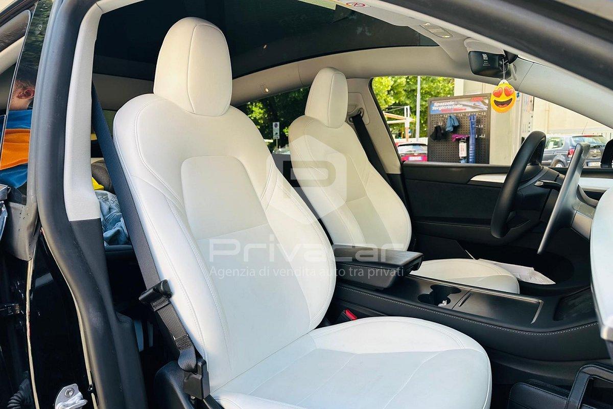 TESLA Model Y Performance AWD