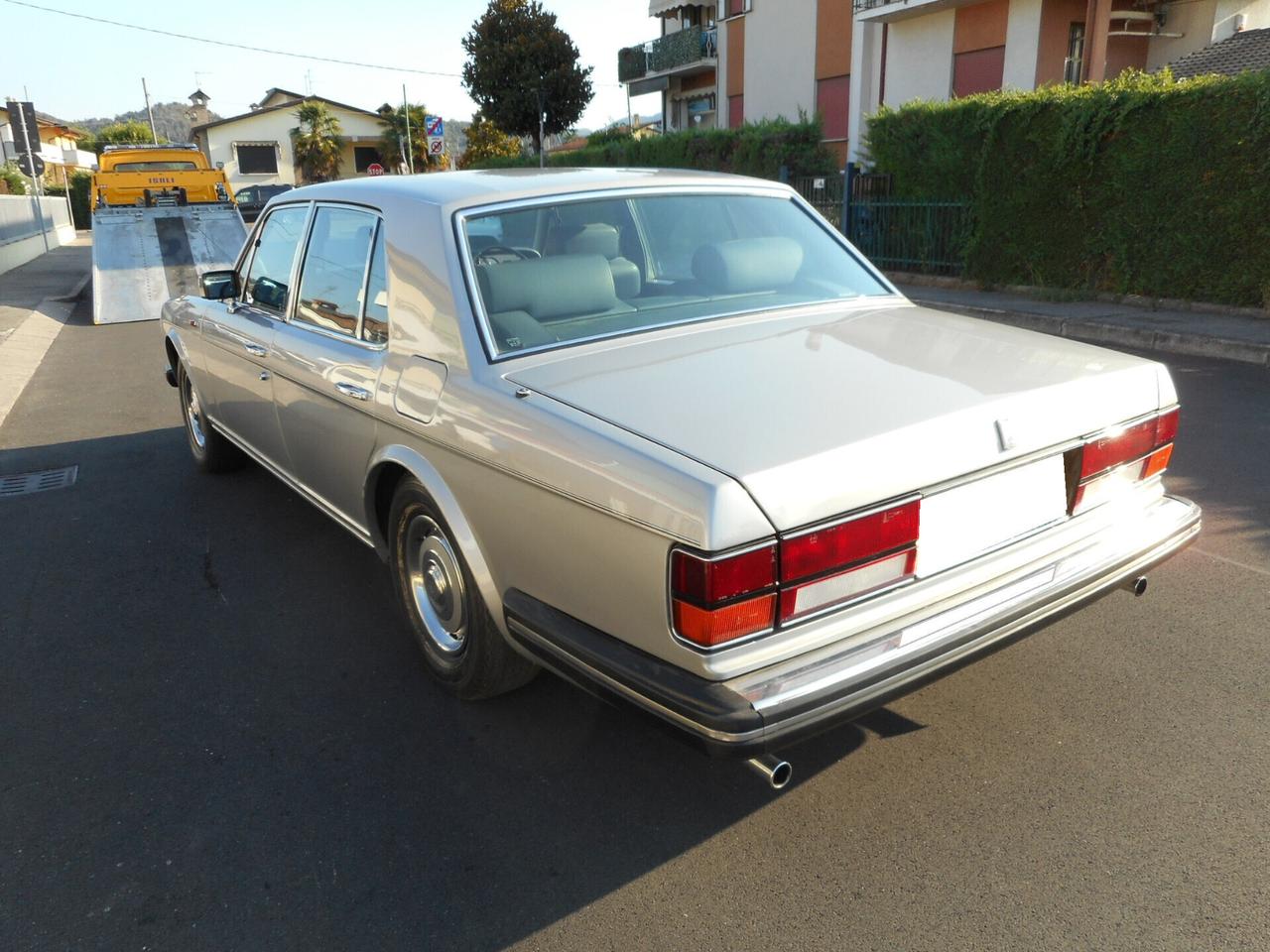 Rolls-Royce Silver Spirit