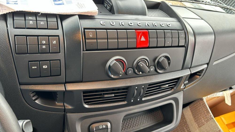 Carro attrezzi EUROCARGO 120EL22P anno 2025