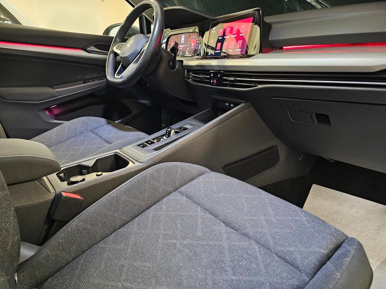 Volkswagen Golf 1.0 eTSI EVO DSG Life