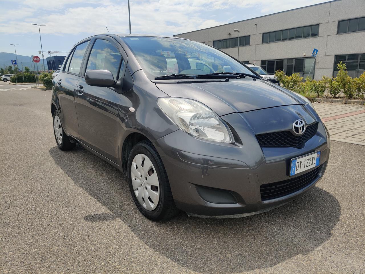 Toyota Yaris 1.3 5 porte Sol