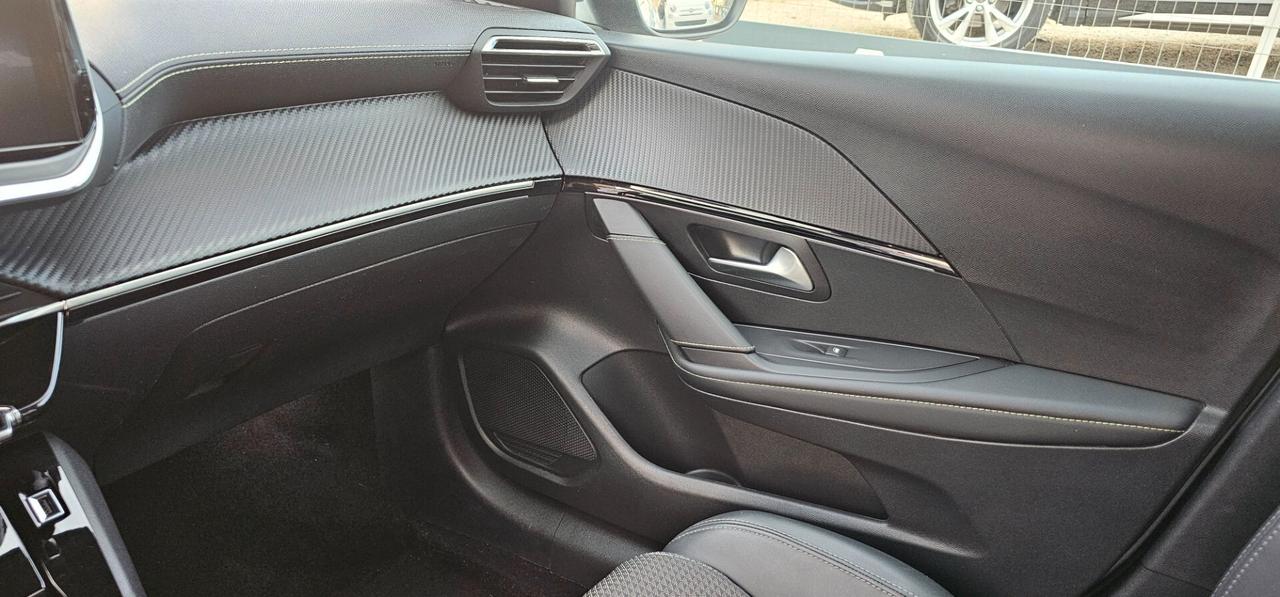 Peugeot 208 PureTech 100 Stop&Start 5 porte GT Line