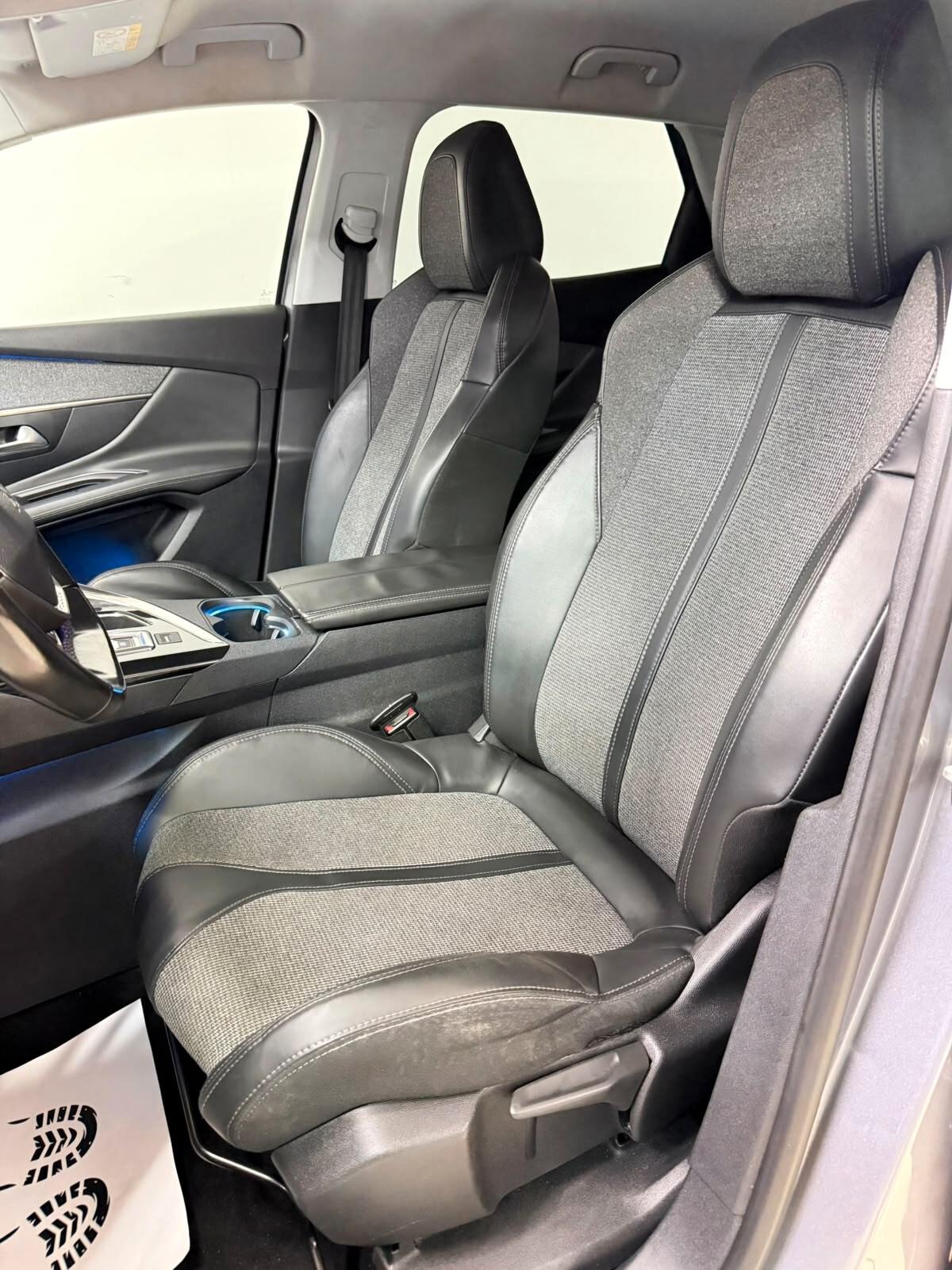 Peugeot 3008 BlueHDi 120 EAT6 S&S Allure