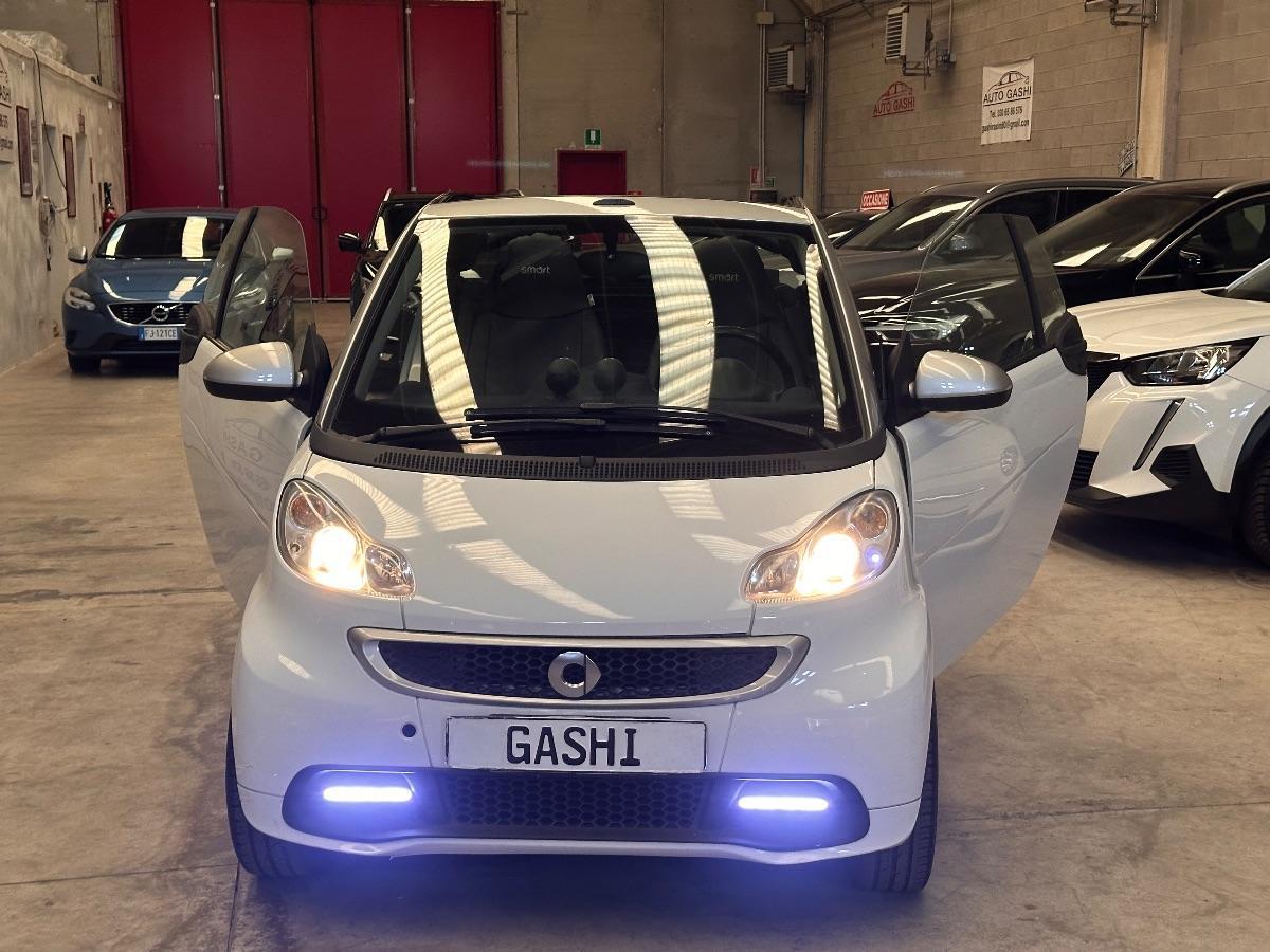 SMART - Fortwo Cabrio - 1000 52 kW MHD cabrio pure