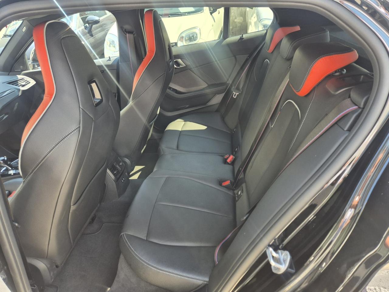 Bmw 118i 136 CV COLORVISION EDITION - CAMBIO AUTOMATICO