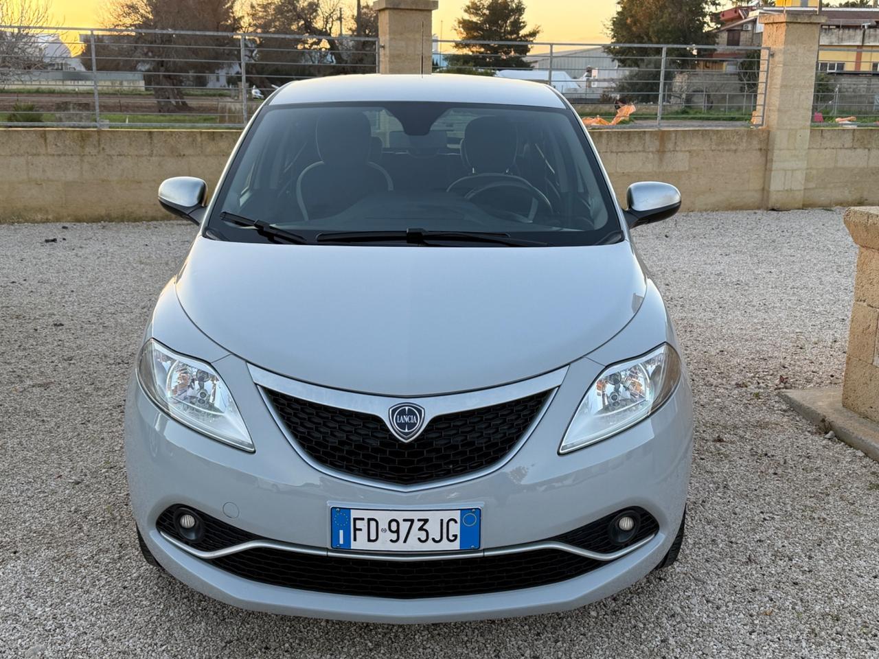 Lancia Ypsilon 1.2 69 CV 5 porte Opening Edition