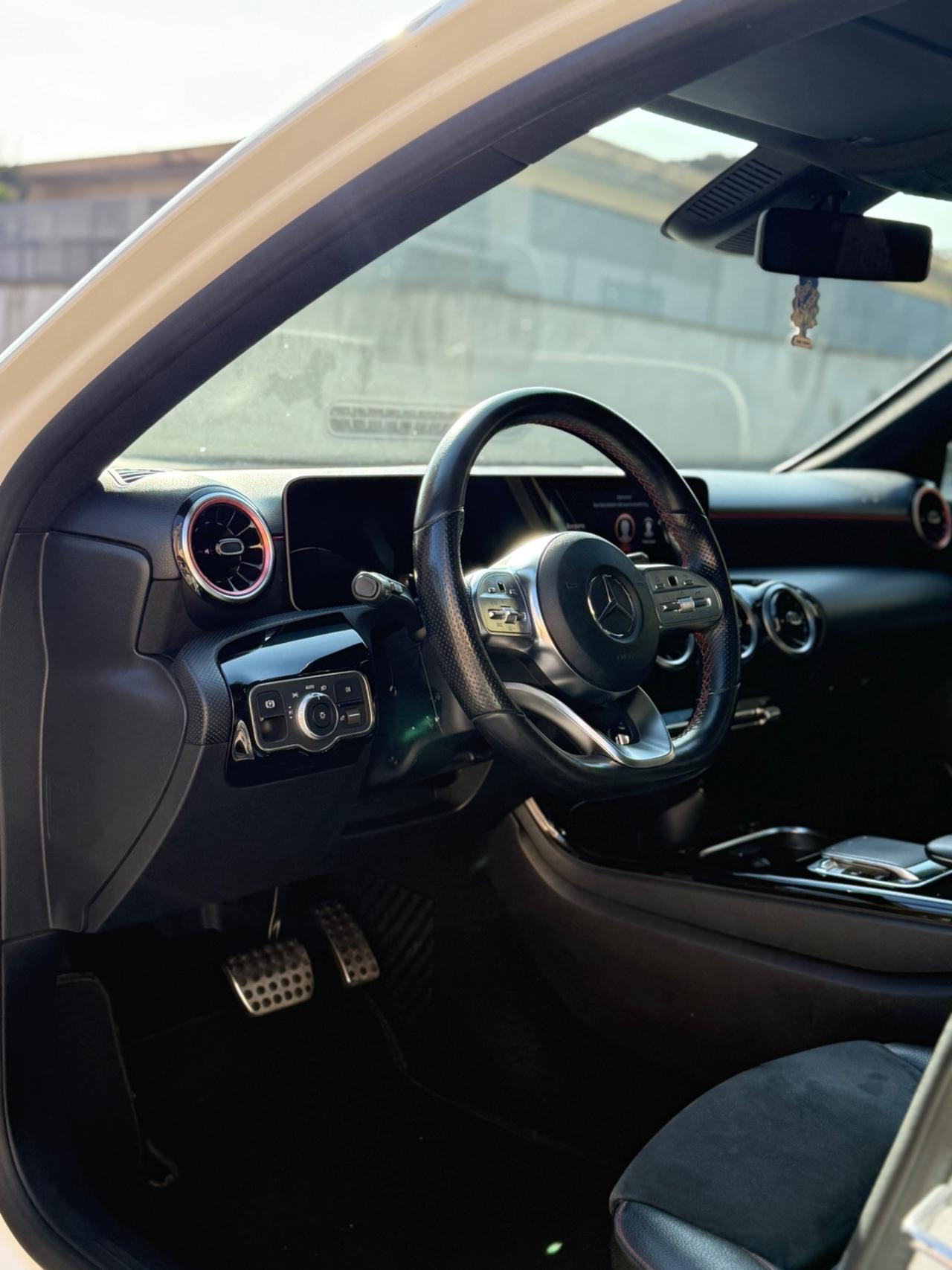 Mercedes-benz A 180 d Automatic Premium