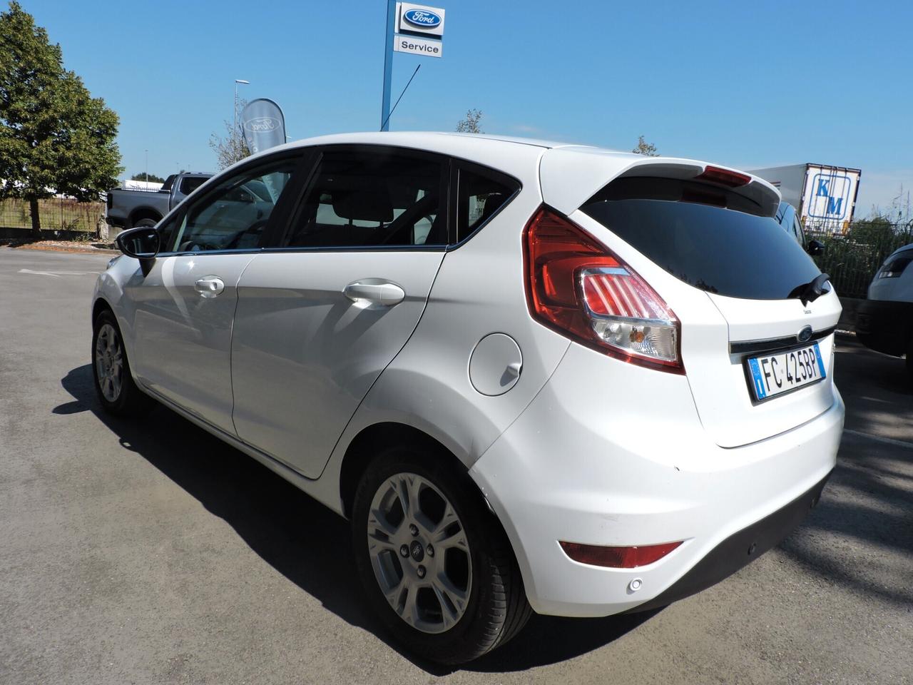 Ford Fiesta 1.5 TDCi 75CV 5 porte Titanium