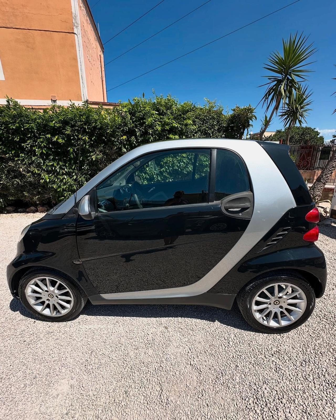 Smart ForTwo 1000 52 kW coupé passion