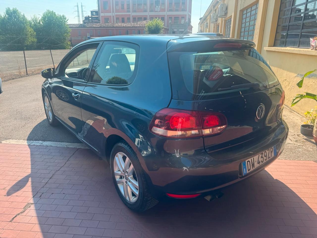 Volkswagen Golf Anno 2009 1.4 BENZ/GPL AUTOMATICA