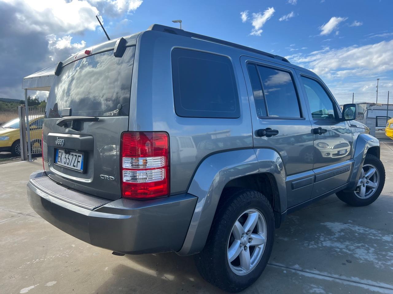 Jeep Cherokee 2.8 CRD DPF Sport Auto
