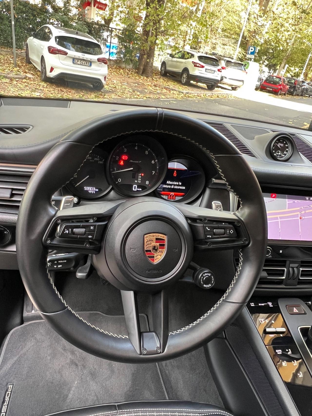 Porsche Macan 2.0 T TETTO SPORT CHRONO