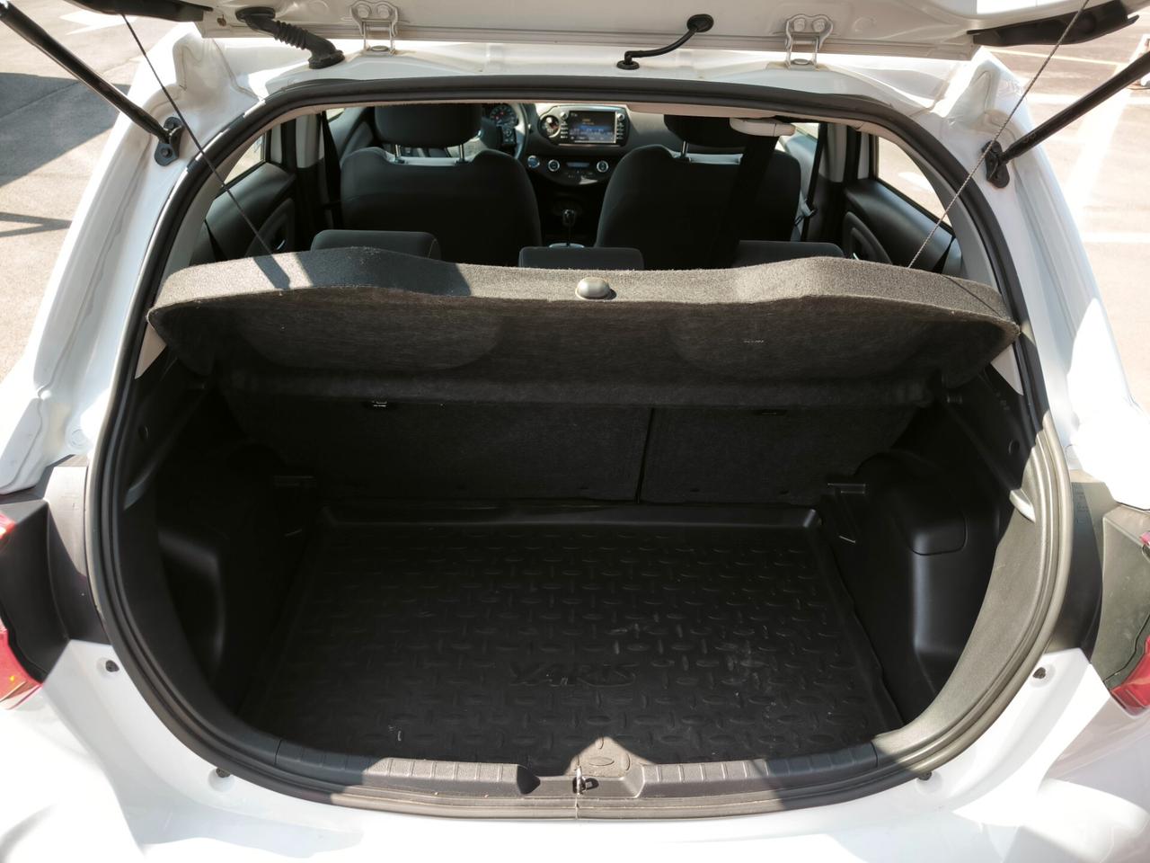 Toyota Yaris 1.5 Hybrid 5 porte Active