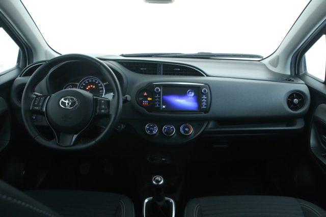 TOYOTA Yaris 1.0 5 porte Business / Neopatentati