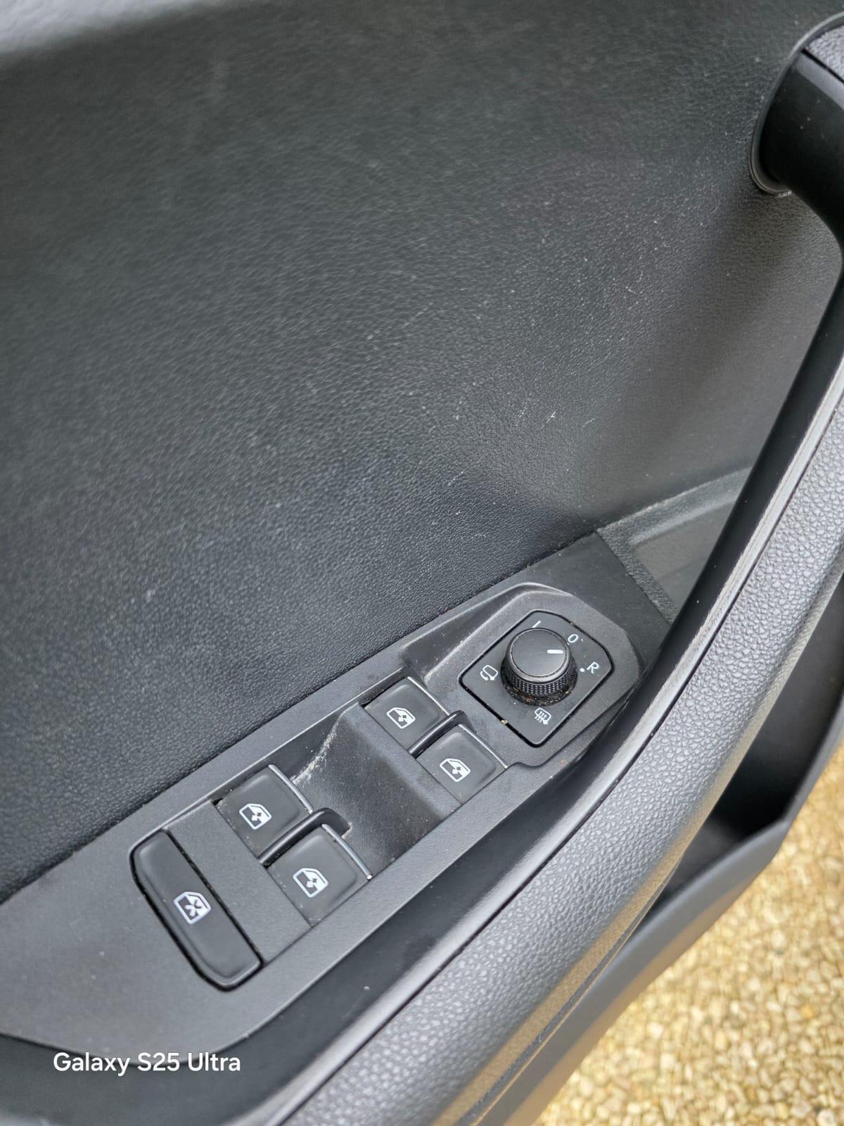 Skoda Karoq 2.0 TDI SCR 4x4 DSG Style 2018 STRAFULL