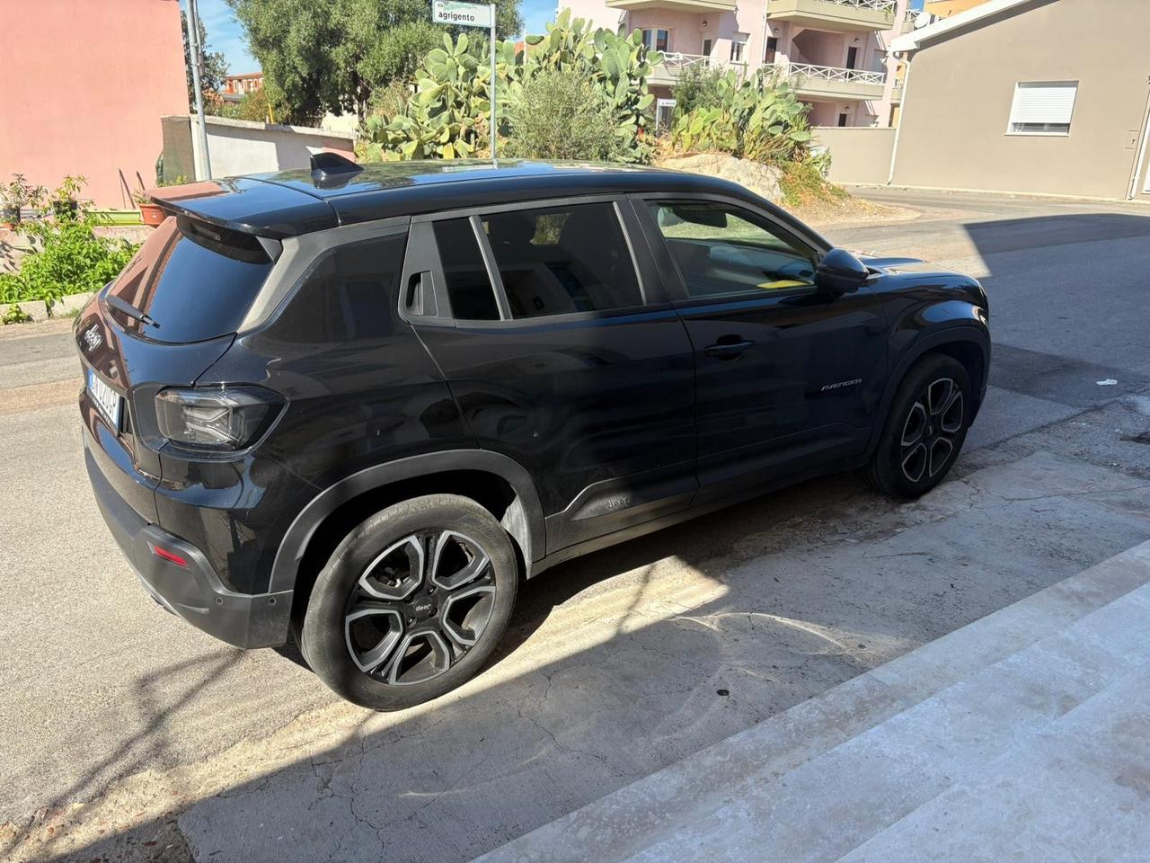 Jeep Avenger 1.2 Turbo 100 CV Summit