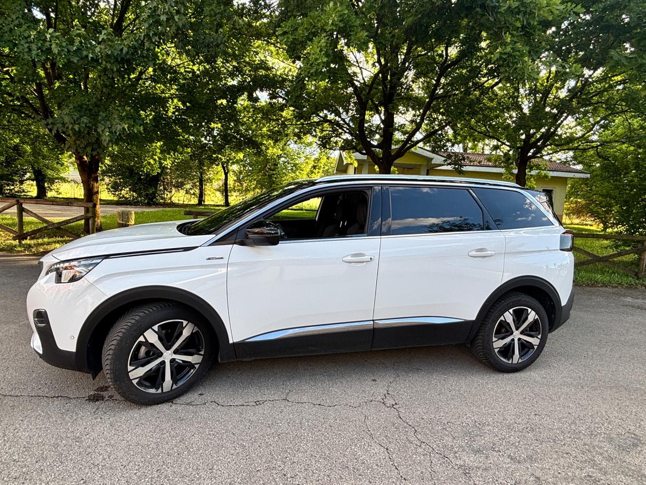 Peugeot 5008 BlueHDi 130 S&S Allure
