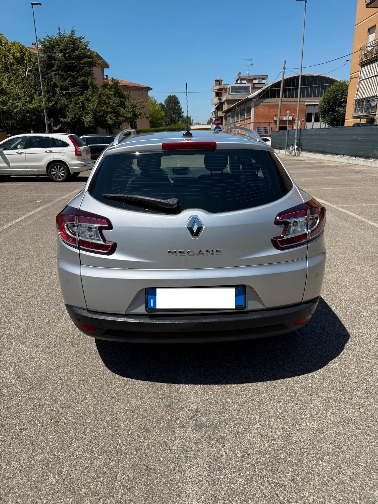 Renault Megane III SporTour 1.9 dci - NAV. - 12 MESI DI GARANZIA