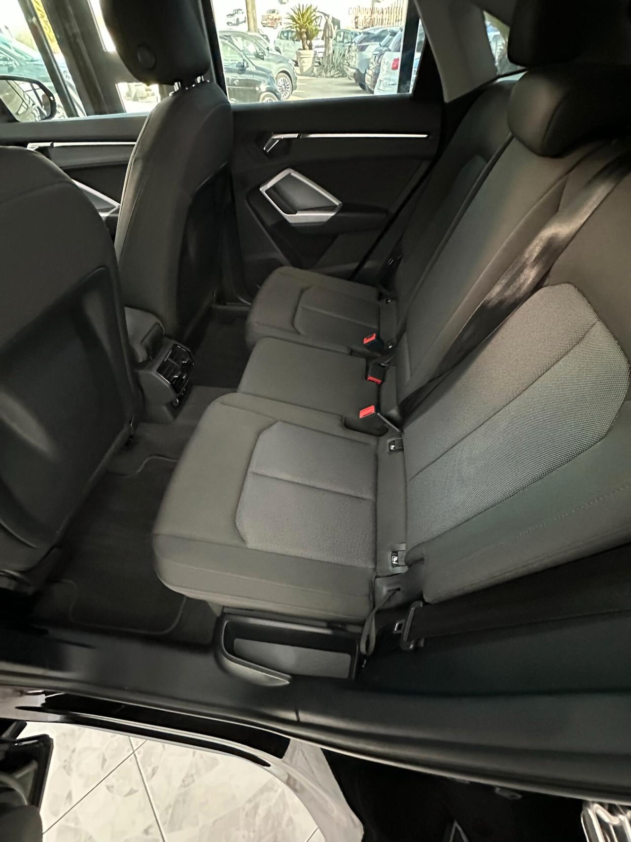Audi Q3 SPB 35 TDI S line edition