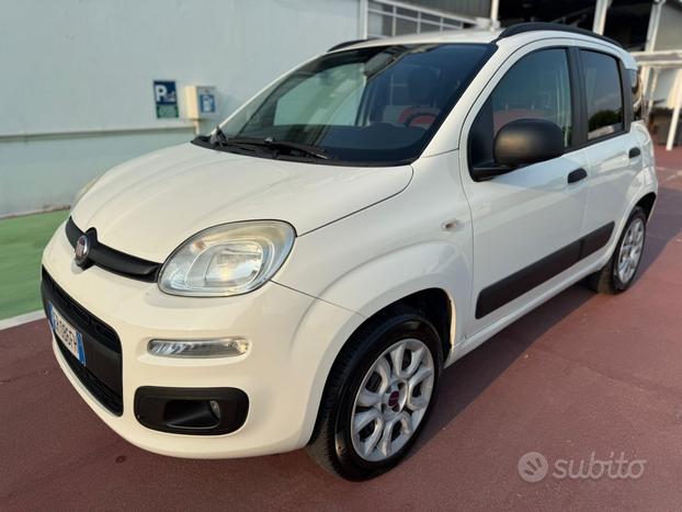Fiat Panda 0.9 TwinAir Turbo Natural Power Lounge