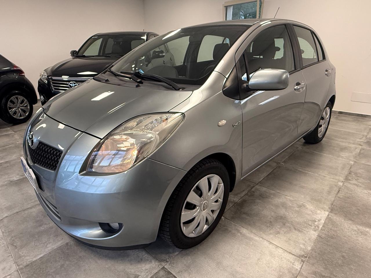 Toyota Yaris 1.4 D-4D DPF 5 porte