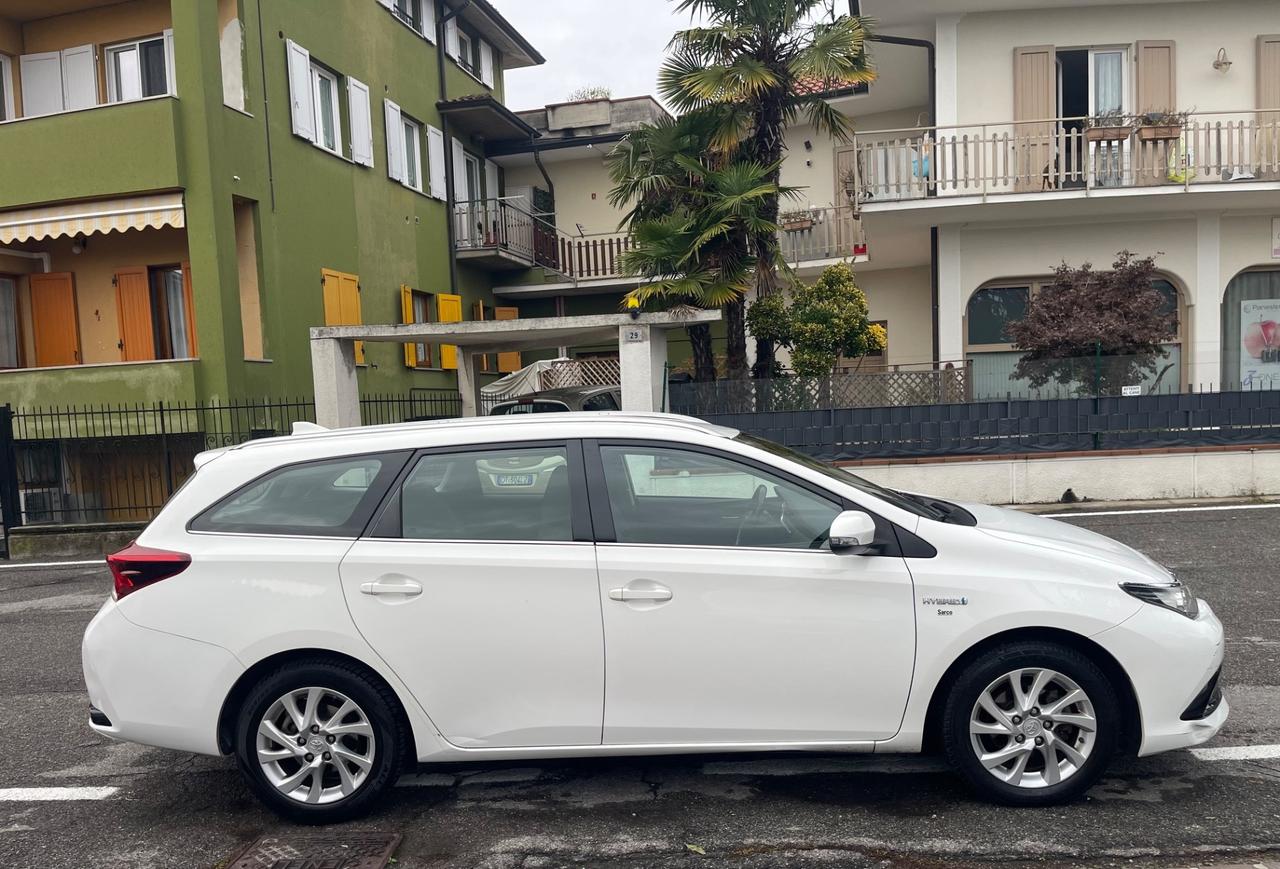 Toyota Auris touring 1.8 h business