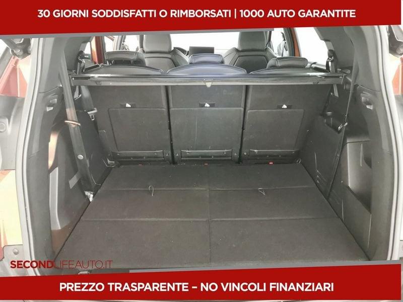 Peugeot 5008 1.2 hybrid 48V Allure Pack 136cv e-dcs 6