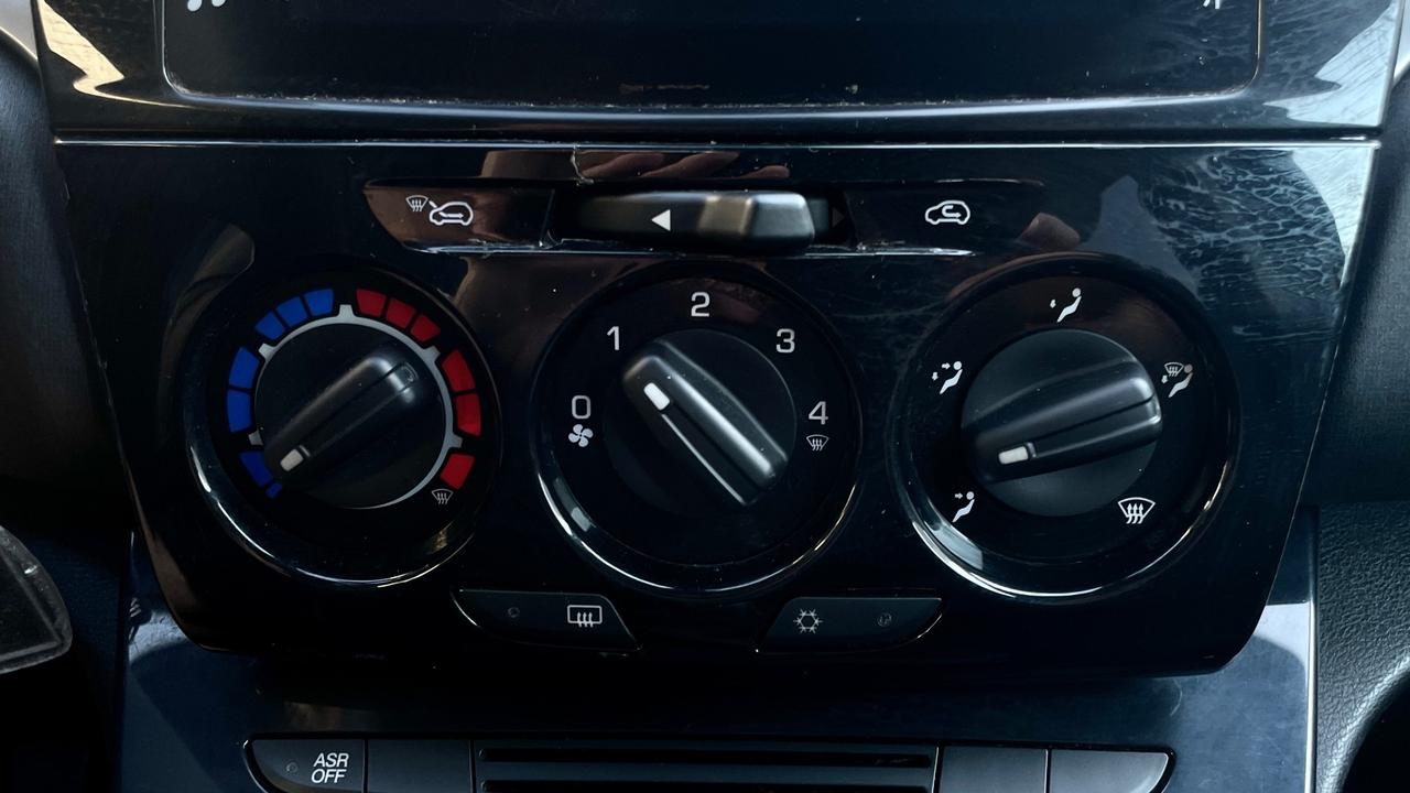 LANCIA 1.0 FIREFLY HYBRID 5P 69CV - NEOPATENTATI