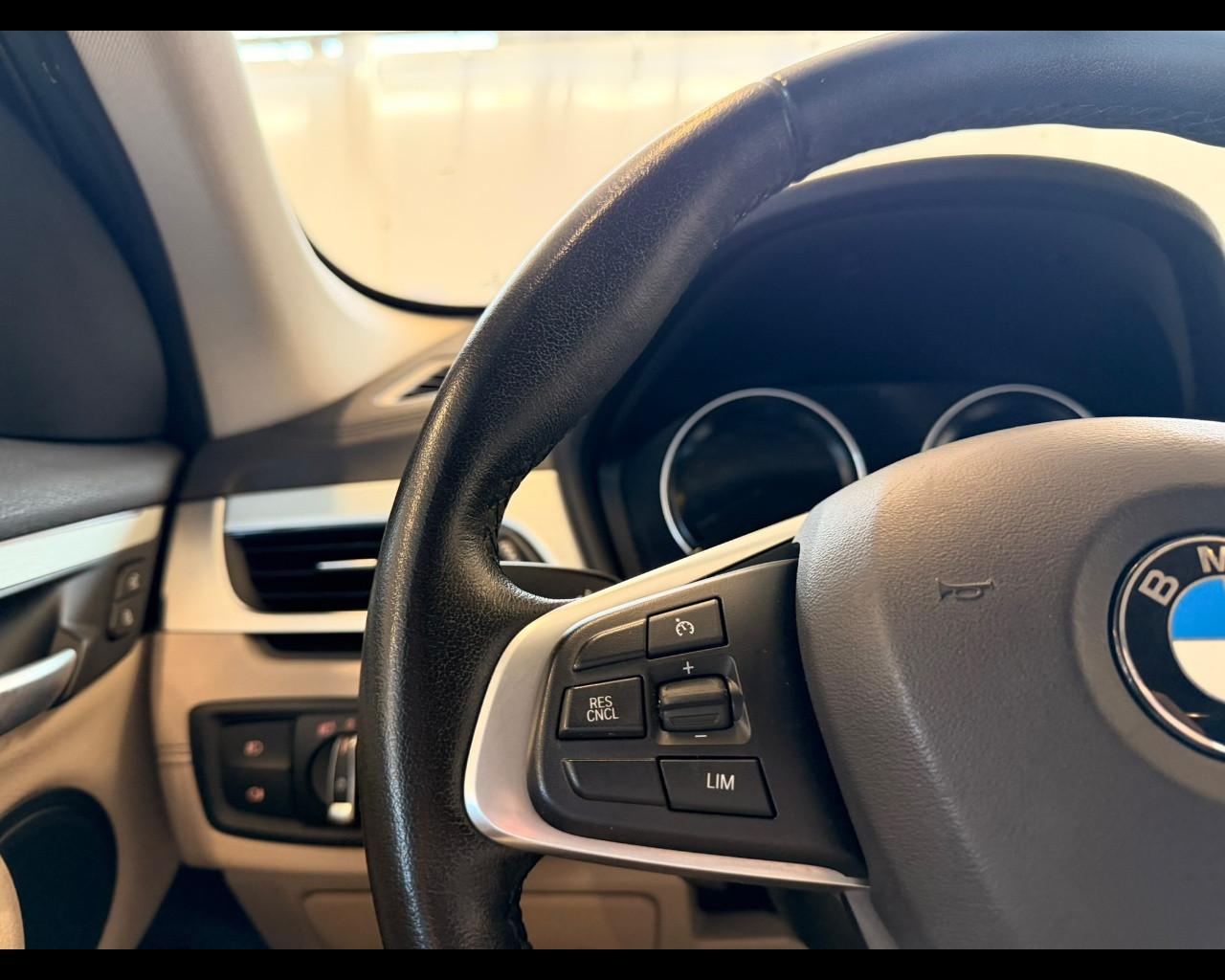 BMW X1 (F48) - X1 sDrive16d xLine Plus