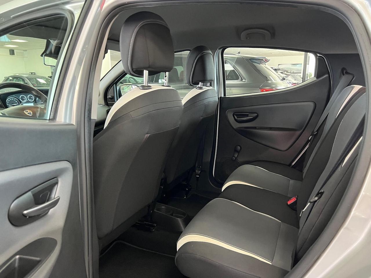 Lancia Ypsilon Ypsilon 1.3 mjt Elefantino