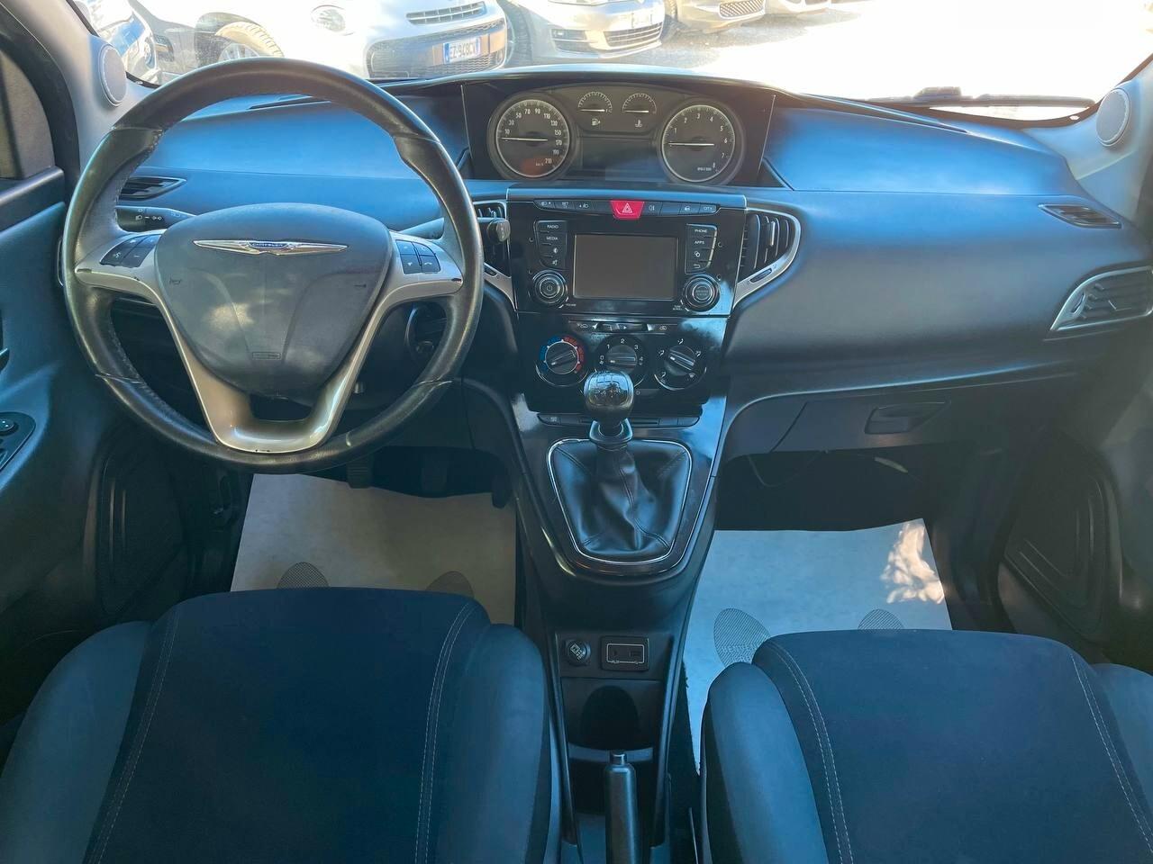 LANCIA YPSILON 1.2 B - 2013