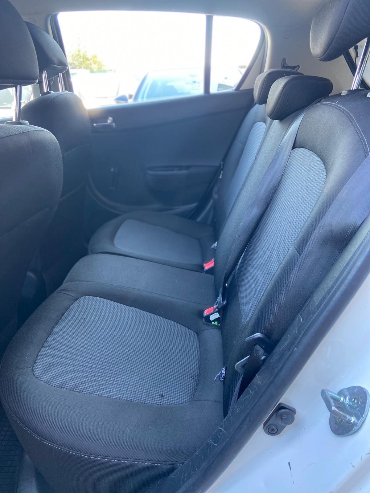Hyundai i20 1.2 5p. Econext Sound Edition