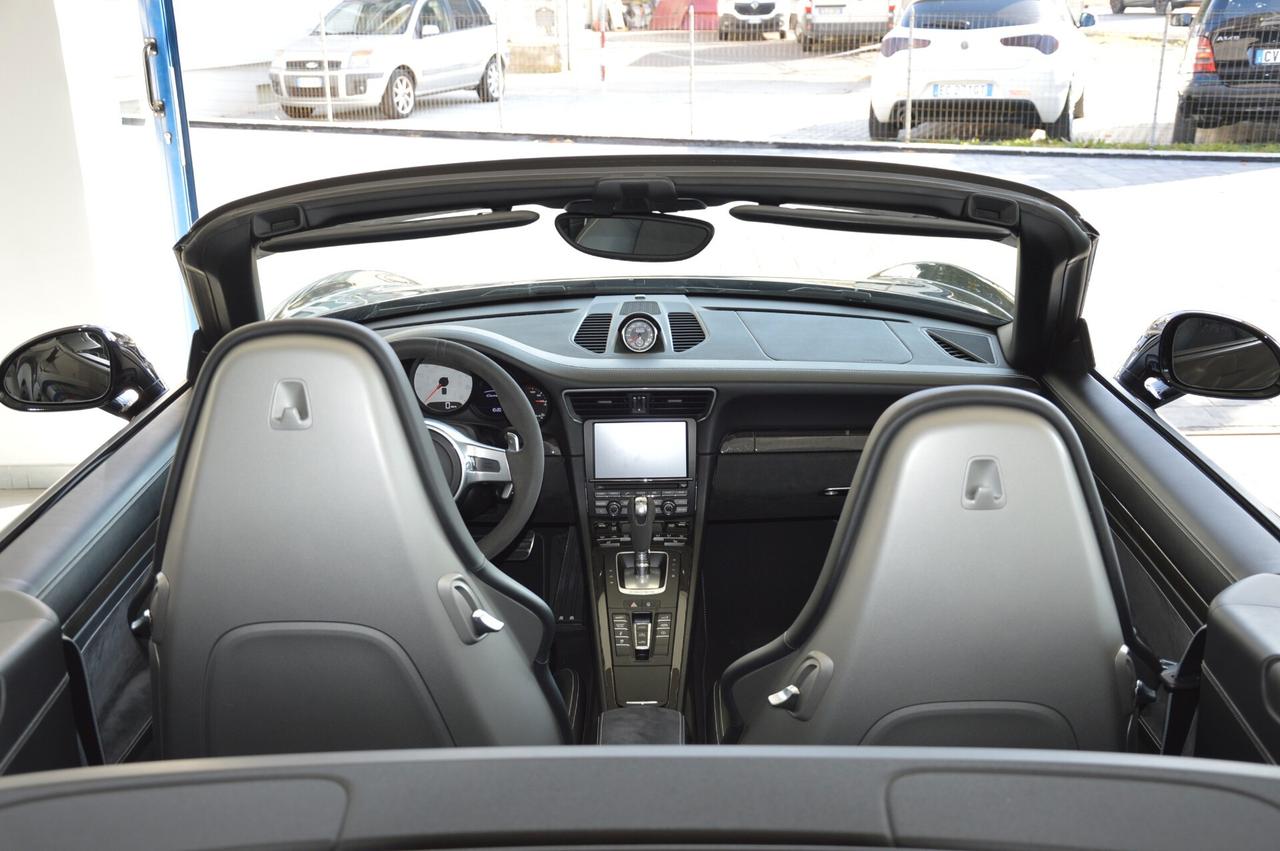 Porsche 911 3.8 Carrera GTS Cabriolet