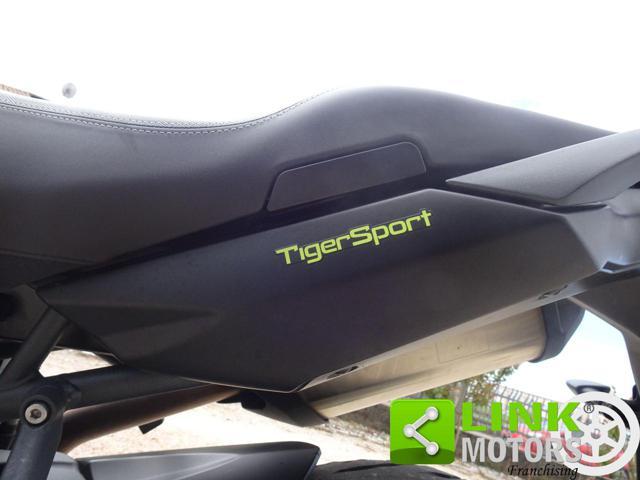 TRIUMPH Tiger Sport 1050