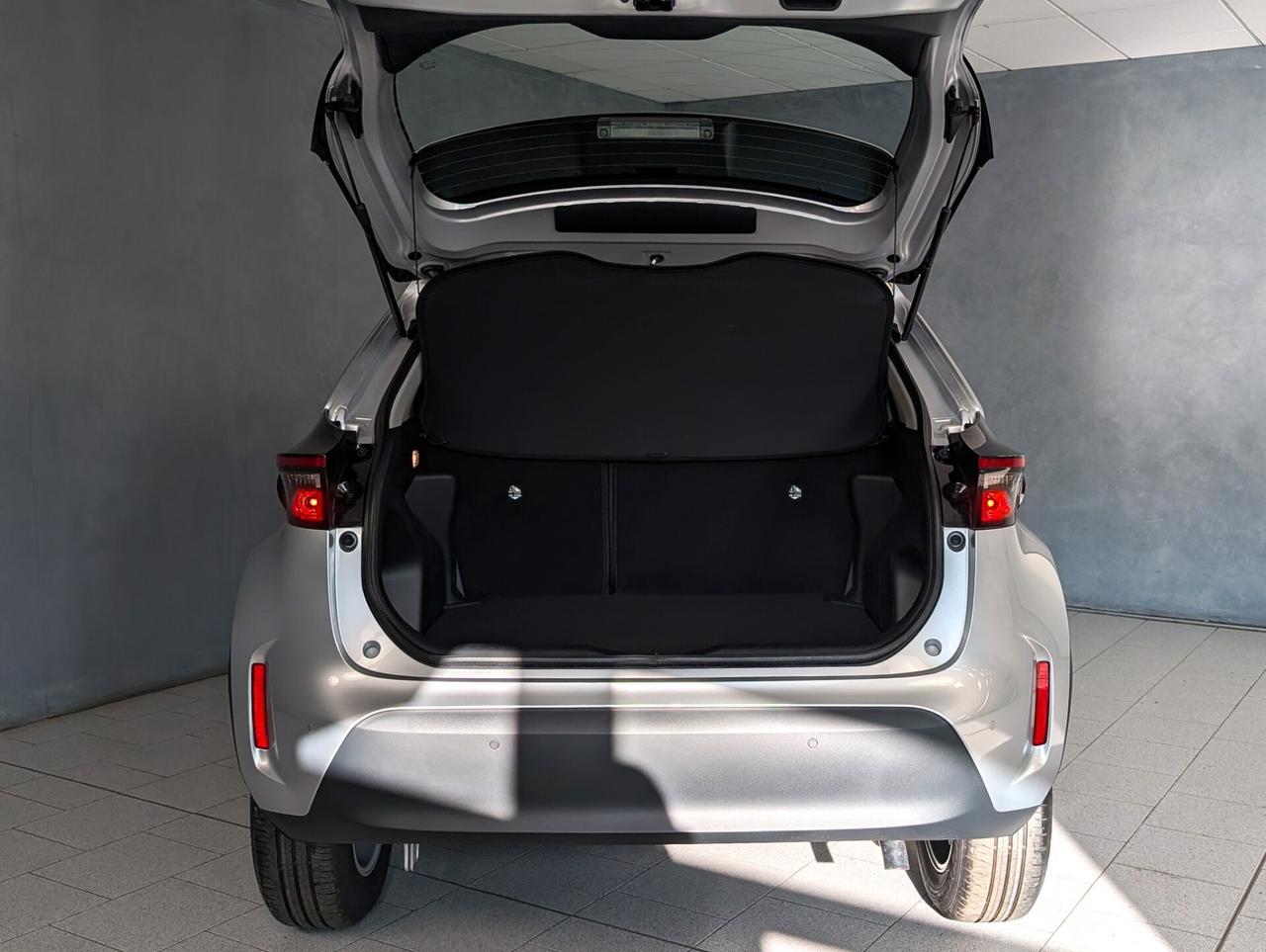 TOYOTA YARIS CROSS 1.5 HYBRID 116 CV ACTIVE KM0