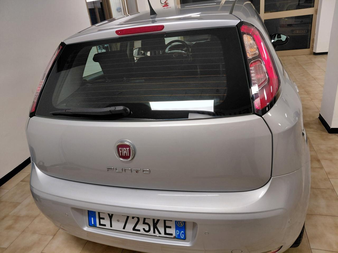 FIAT PUNTO ANNO 2015 BZ METANO ADATTA NEOPATENTATI KM 190 MILA