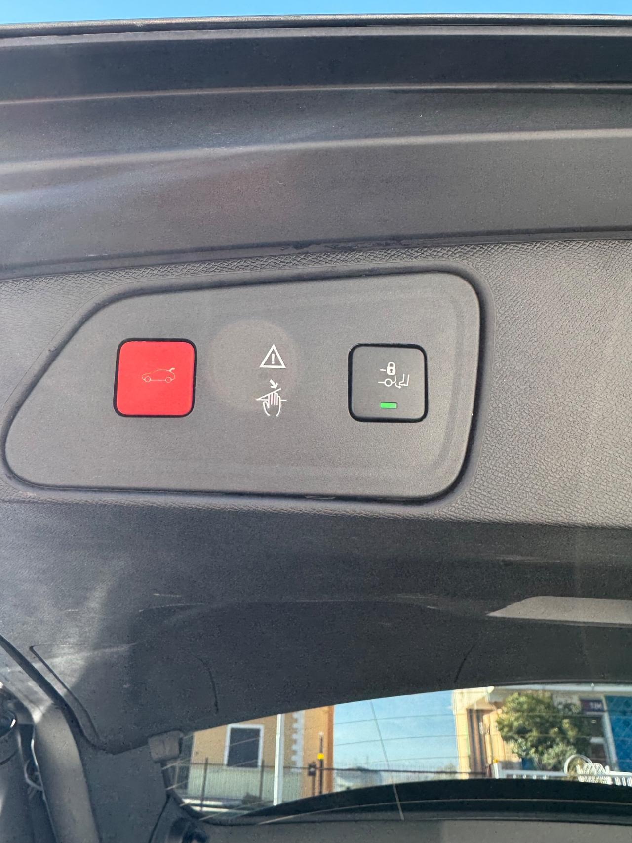 Peugeot 3008 1.5 HDi 130 S&S Allure automatica garanzia